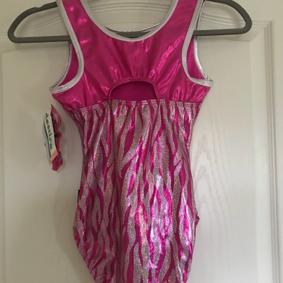 AXS Pink and Silver Tank Leo - Picture 3 of 3